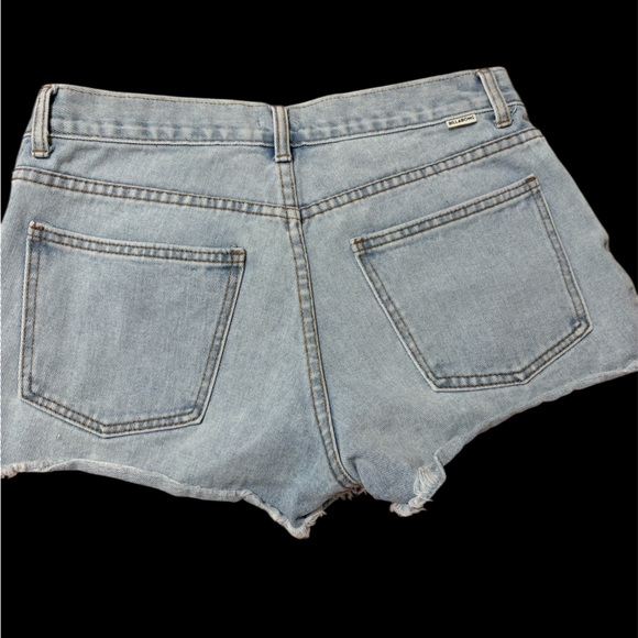 Billabong Drift Away Distressed Denim Women Shorts Sz 27 - Picture 2 of 4